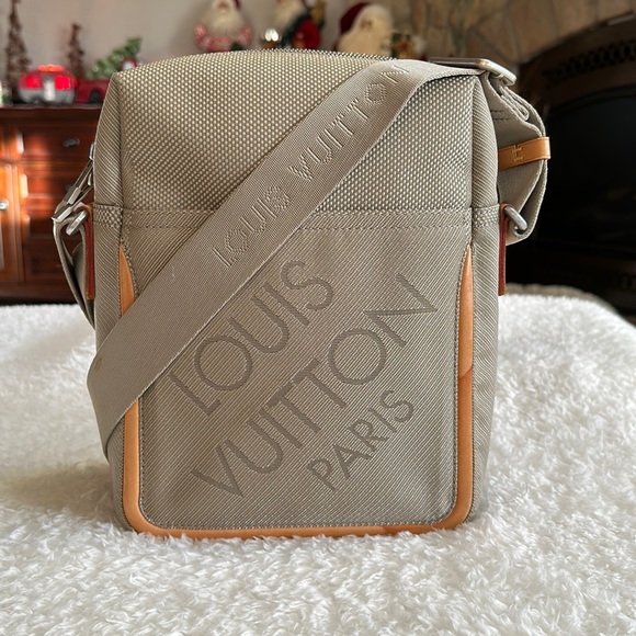Louis Vuitton Other - Louis Vuitton LV Crossbody Citadin Damier Geant Messenger Bag